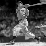 Robinson Cano established a career high 19-game hitting streak 71 years ago to day that Joe DiMaggio hit in his 56th straight game. (Photo: AP)